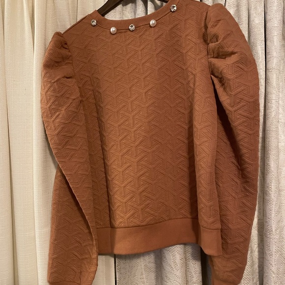 Simply Southern Quilted Puff Sleeve With Pearl Rhinestones Size Medium - Picture 2 of 3